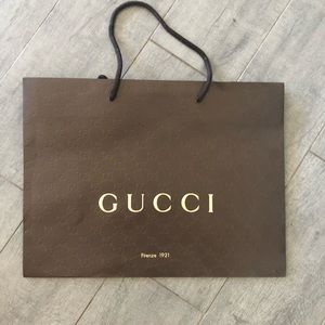 Gucci shopping bag